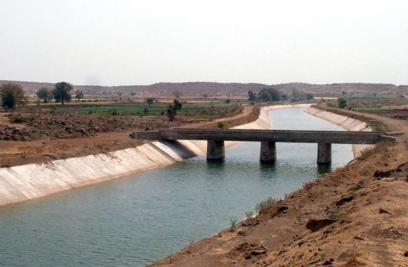 Ahmadabad News : सेल्फी लेने के चक्कर में गई दो सगे भाइयों की जान Ahmadabad News : सेल्फी लेने के चक्कर में गई दो सगे भाइयों की जान