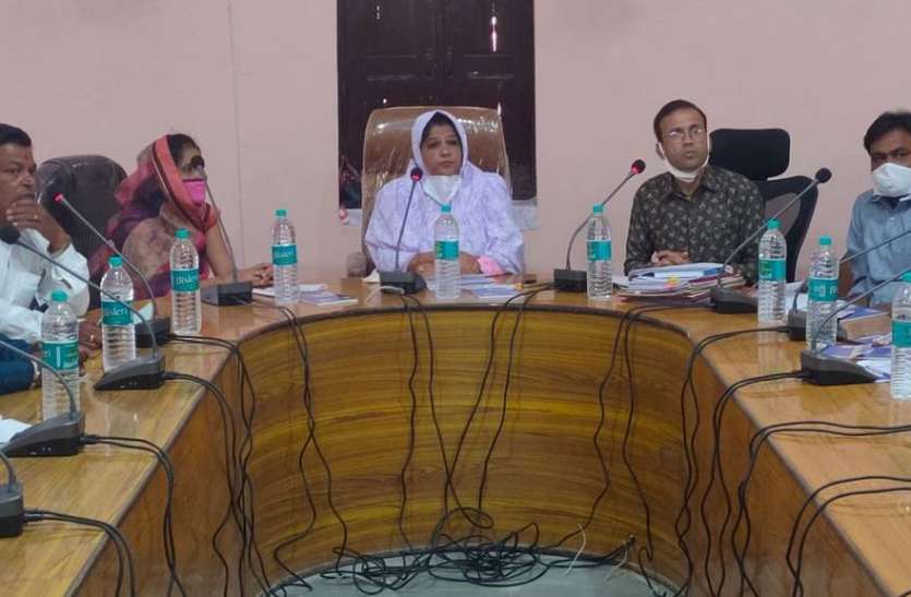 छोटीसादड़ी नगरपालिका बोर्ड बैठक में 32 करोड़ का बजट पारित छोटीसादड़ी नगरपालिका बोर्ड बैठक में 32 करोड़ का बजट पारित