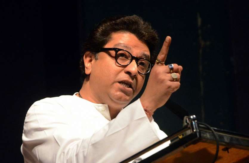 coronavirus cases in maharashtra increased due to raj thackeray lawyer filed complaint वकील ने राज ठाकरे के खिलाफ दर्ज करवाई शिकायत, कहा- महाराष्ट्र में इनकी वजह से बढ़ा कोरोना