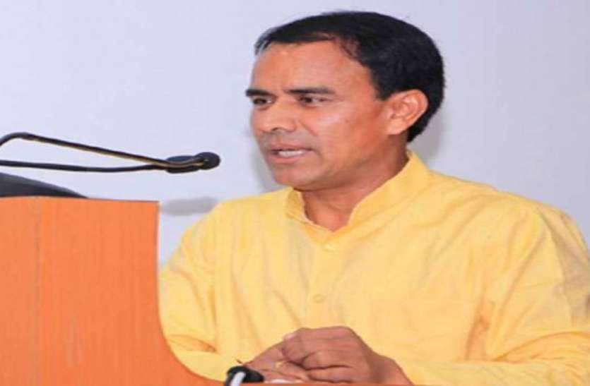 Dhan Singh Rawat उत्तराखंड: सीएम की रेस में धन सिंह रावत सबसे आगे, राम जन्मभूमि आंदोलन में रहे हैं सक्रिय