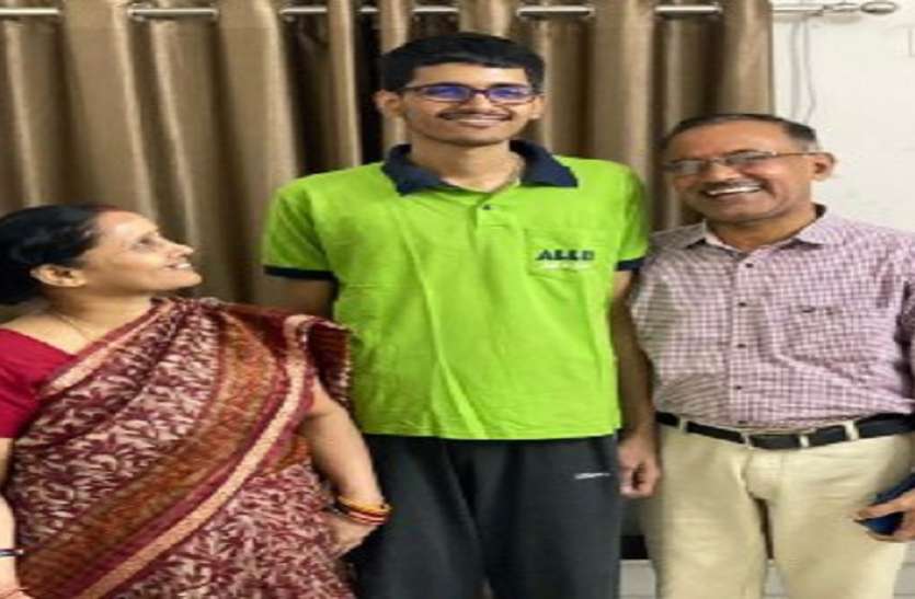 jeemain.jpg JEE Main Result:ऑल इंडिया 6 में से कोटा कोचिंग के 4 विद्यार्थी