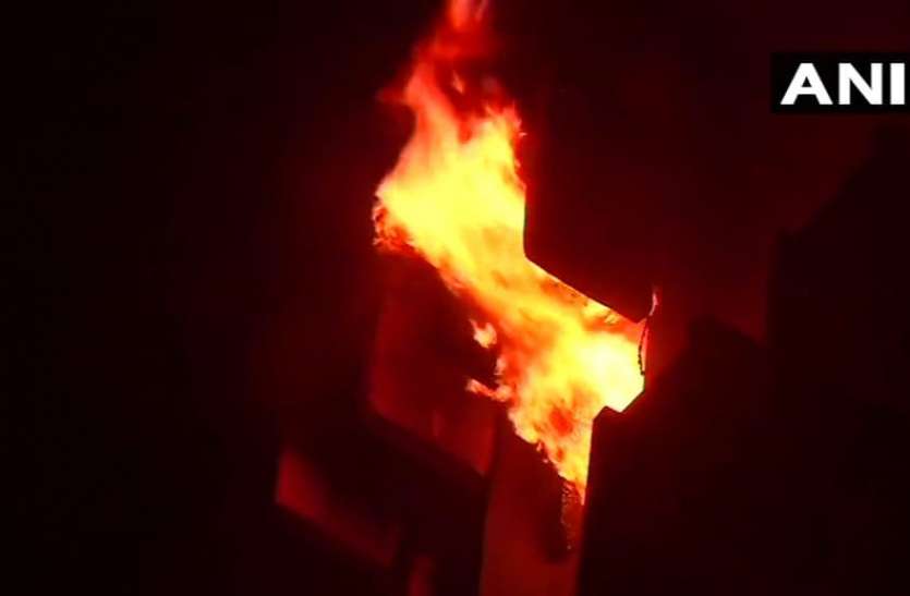 Kolkata Tragic Fire: PM Modi approved ex gratia 2 lakh each from PMNRF कोलकाता में आग की चपेट में मरने वालों के परिवारों को पीएम राहत कोष से मिलेंगे दो लाख