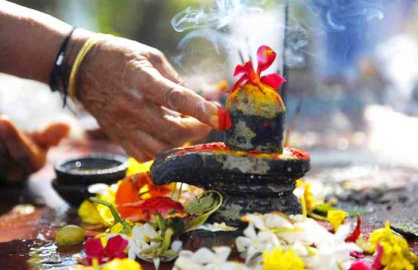 Mahashivratri 2021 live updates : know Shivaratri happens every month | Mahashivratri 2021 : क्या आप जानते है हर महीने होती है शिवरात्रि | Patrika News