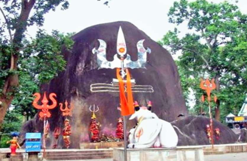 unique shivling अनोखा शिव मंदिर! यहां हर साल बढ़ रहा शिवलिंग का आकार
