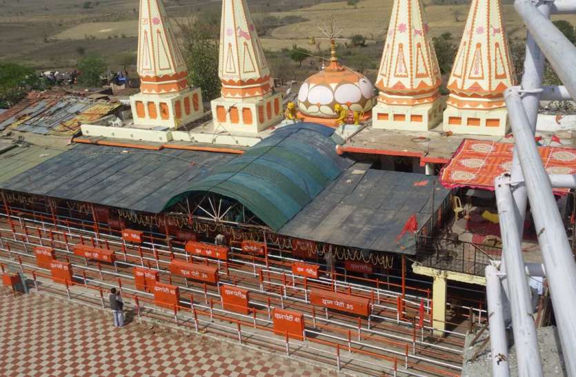 Karila fair: असमंजस में प्रशासन, मेला कराएं या नहीं Karila fair: असमंजस में प्रशासन, मेला कराएं या नहीं