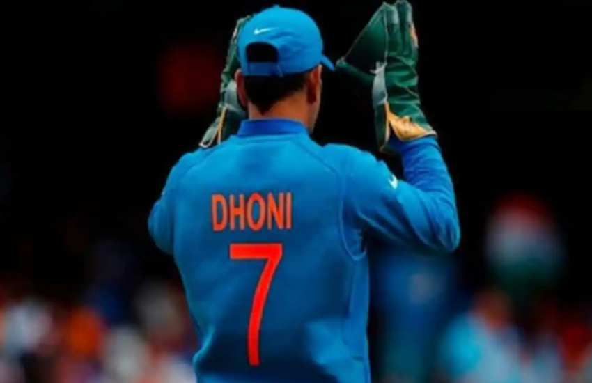 dhoni.png