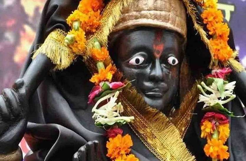 शनिश्चरी अमावस्या कल, छोटी काशी में दान-पुण्य का चलेगा दौर शनिश्चरी अमावस्या कल, छोटी काशी में दान-पुण्य का चलेगा दौर