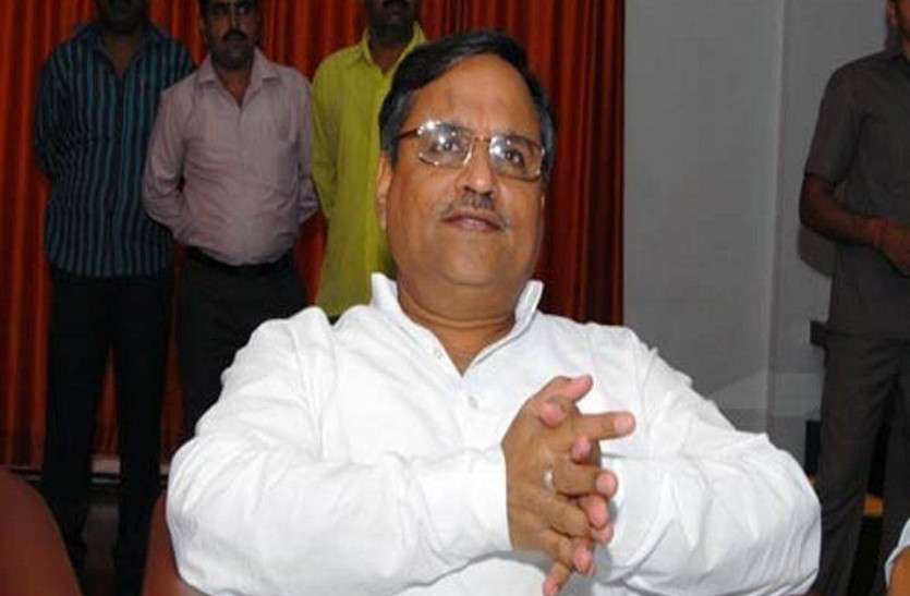 jaipur फोन टैपिंग का जिन्न बाहर आया, गहलोत ने की जोशी सहित अन्य नेताओं से मंत्रणा