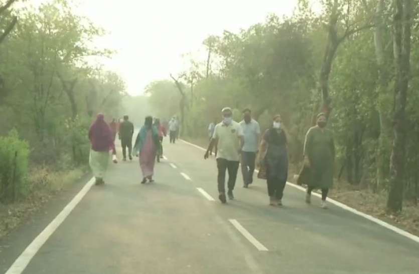 Lockdown in Nagpur कोरोना के नए मामलों के चलते सरकार ने यहां लगाया लॉकडाउन, फिर भी सड़कों पर सैर करने निकले लोग
