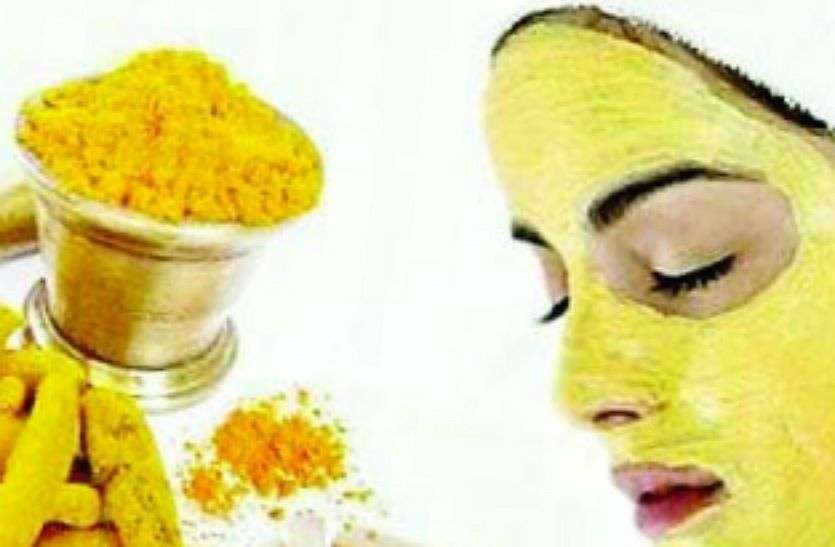 हल्दी उबटन से निखरेगा आपका चेहरा, घर में कुछ इस तरह करें उपयोग हल्दी उबटन से निखरेगा आपका चेहरा, घर में कुछ इस तरह करें उपयोग