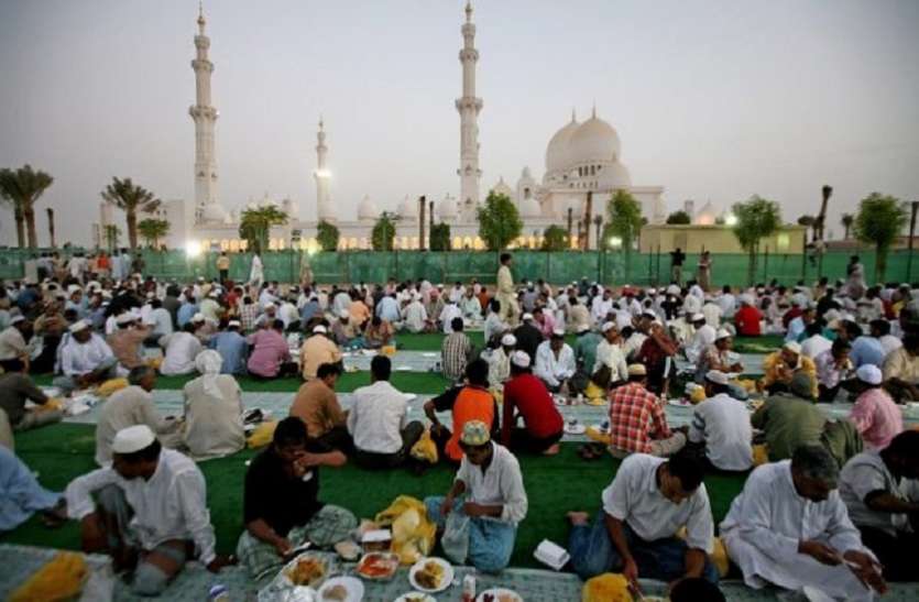 ramzan.jpg Corona Effect: UAE ने रमजान में इफ्तार पार्टियों और मस्जिदों में धार्मिक उपदेश देने पर लगाई रोक