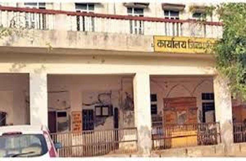 office यहां दिखा असली ऑफिस-ऑफिस, एक महीने तक भटकाने के बाद भी थमाया गलत मृत्यु प्रमाण पत्र