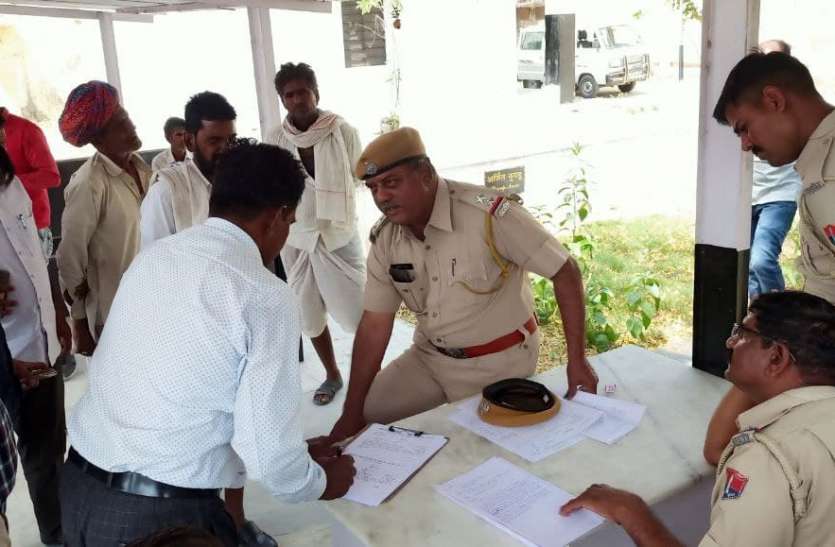 प्याऊ लगाने के विवाद में बुजुर्ग महिला की मौत प्याऊ लगाने के विवाद में बुजुर्ग महिला की मौत
