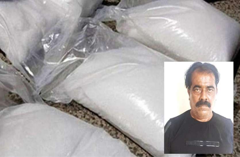 Ahmadabad News : सवा सौ ग्राम ड्रग के साथ एक गिरफ्तार Ahmadabad News : सवा सौ ग्राम ड्रग के साथ एक गिरफ्तार