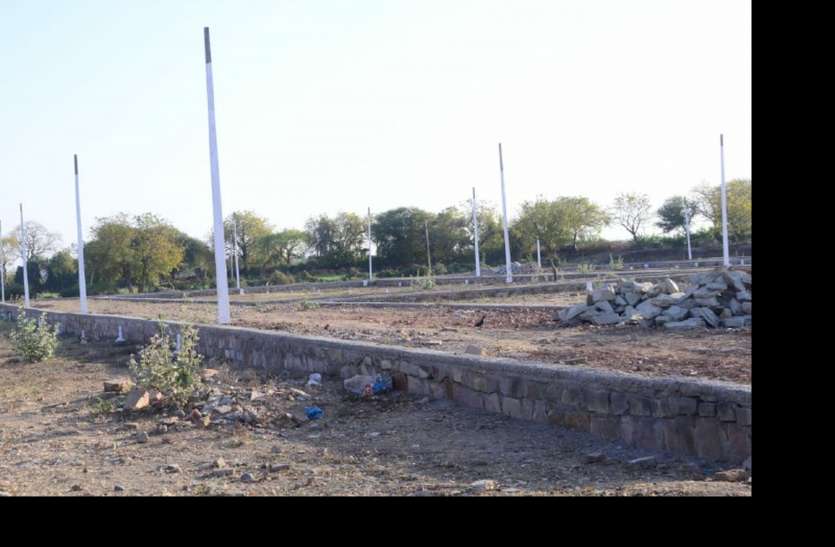 Without conversion, construction will not happen in cut colonies, dist बिना रूपांतरण कटी कॉलोनियां में नहीं होगा निर्माण, सामान जप्त करने के जिला कलक्टर ने दिए निर्देश