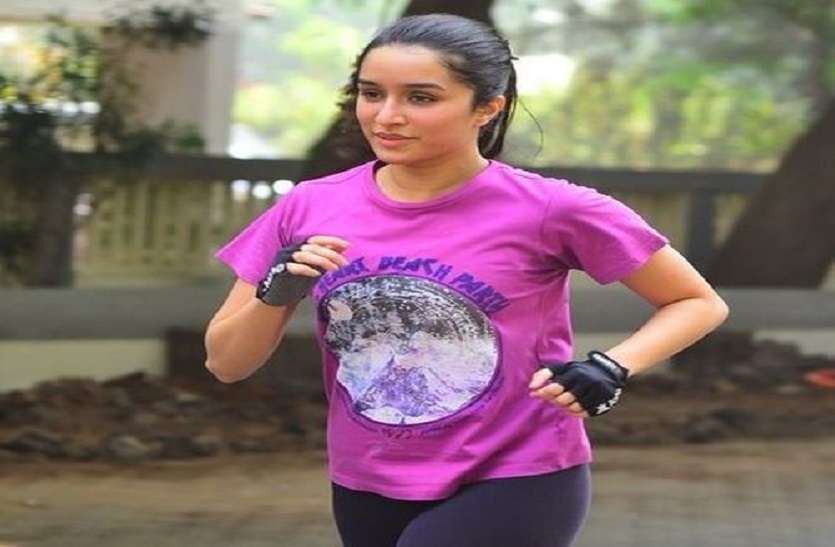 shradha Celeb fitness- इन 5 तरीकों से खुद को फिट रखती हैं श्रद्धा कपूर