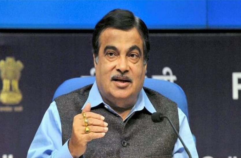 एक साल के भीतर खत्म होंगे टोल प्लाजा, जीपीएस से कटेगा टोल टैक्स एक साल के भीतर खत्म होंगे टोल प्लाजा, जीपीएस से कटेगा टोल टैक्स