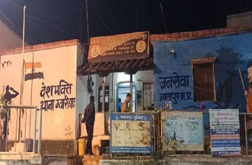 ग्वारीघाट थाना जबलपुर क्राइम ब्रांच को मिली बड़ी कामयाबी, 307 के आरोपी ईनामी बदमाश को किया गिरफ्तार