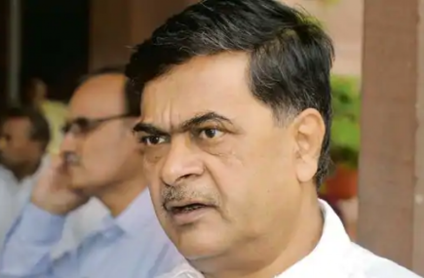 rk singh केंद्रीय मंत्री आरके सिंह का बड़ा बयान - तो वसूली में महाराष्ट्र के सीएम और शरद पवार भी थे शामिल!