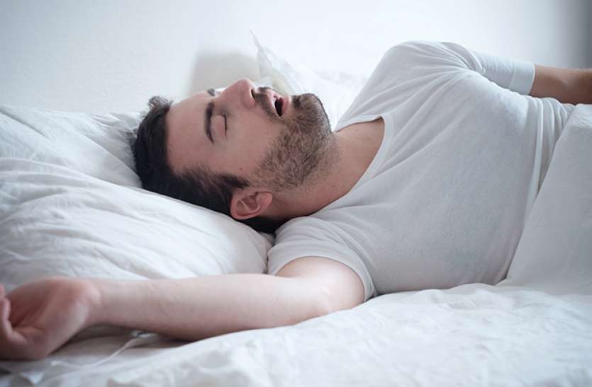 Obstructive sleep apnea: if breathing stops for 60 seconds at bedtime ऑब्सट्रक्टिव स्लीप एपनिया : अगर सोते समय में कई बार रुके 60 सेकंड तक सांस, हो सकती हैं गंभीर बीमारियां