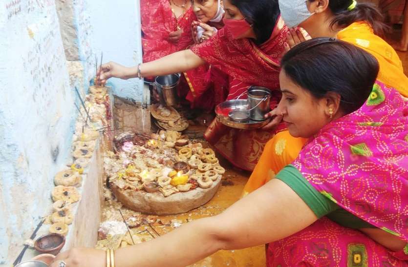 मनाया शीतला सप्तमी का पर्व मनाया शीतला सप्तमी का पर्व