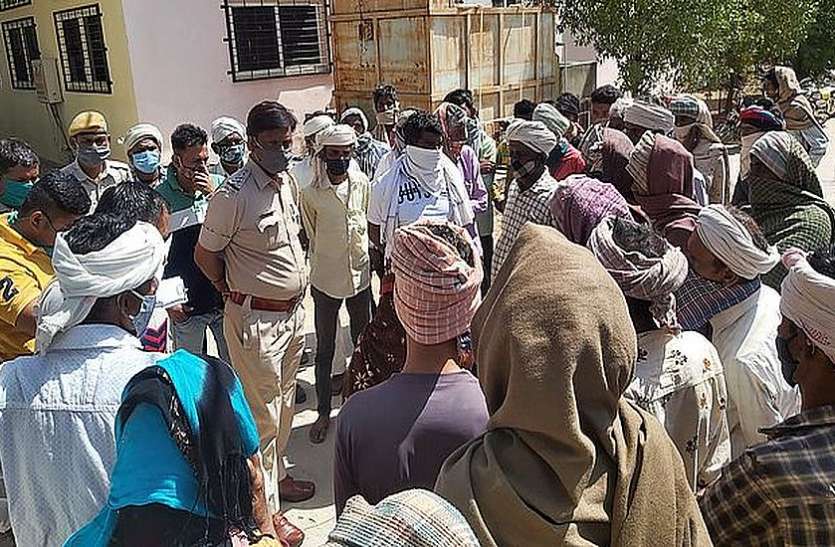 होली मनाते चचेरे भाई के सिर पर लठ से वार, इलाज के दौरान मौत, हत्या का प्रकरण दर्ज होली मनाते चचेरे भाई के सिर पर लठ से वार, इलाज के दौरान मौत, हत्या का प्रकरण दर्ज