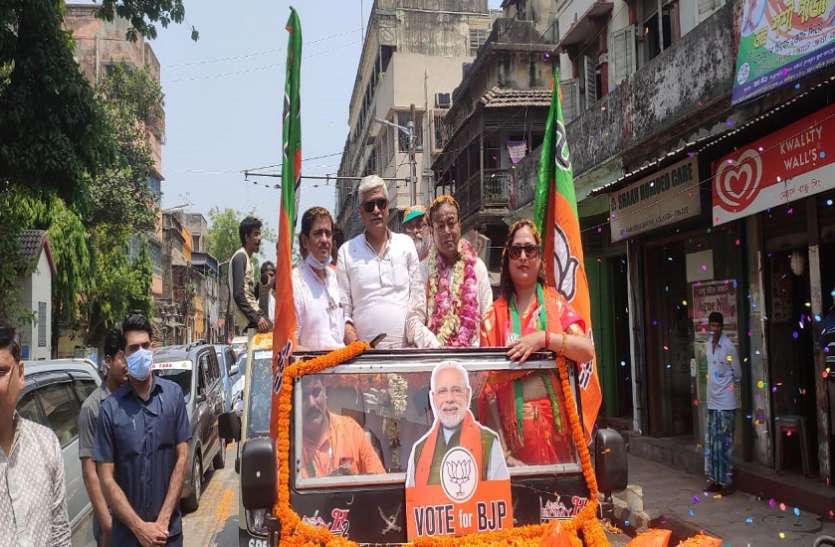 WEST BENGAL ASSEMBLY WLECTION 2021--केंद्रीय मंत्री शेखावत ने लिया 3 प्रत्याशियों के साथ रोड शो में हिस्सा WEST BENGAL ASSEMBLY WLECTION 2021--केंद्रीय मंत्री शेखावत ने लिया 3 प्रत्याशियों के साथ रोड शो में हिस्सा