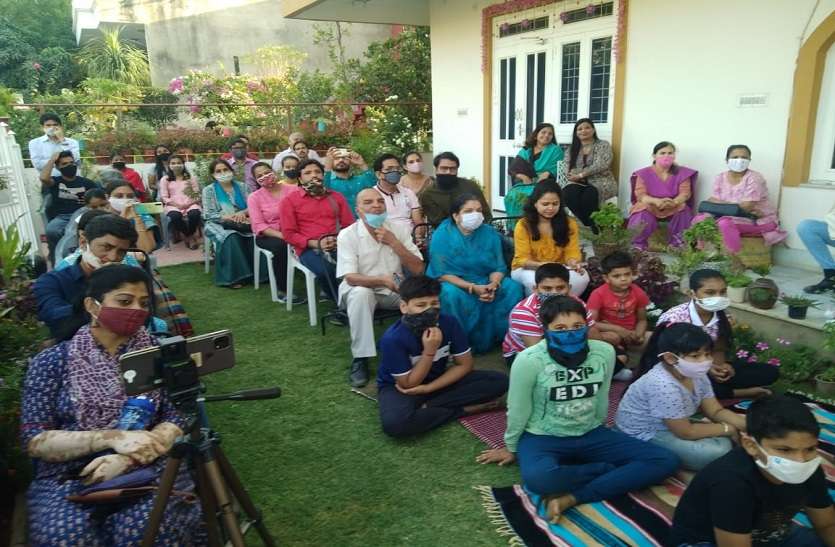 पॉकेट थियेटर की शुरुआत पॉकेट थियेटर की शुरुआत