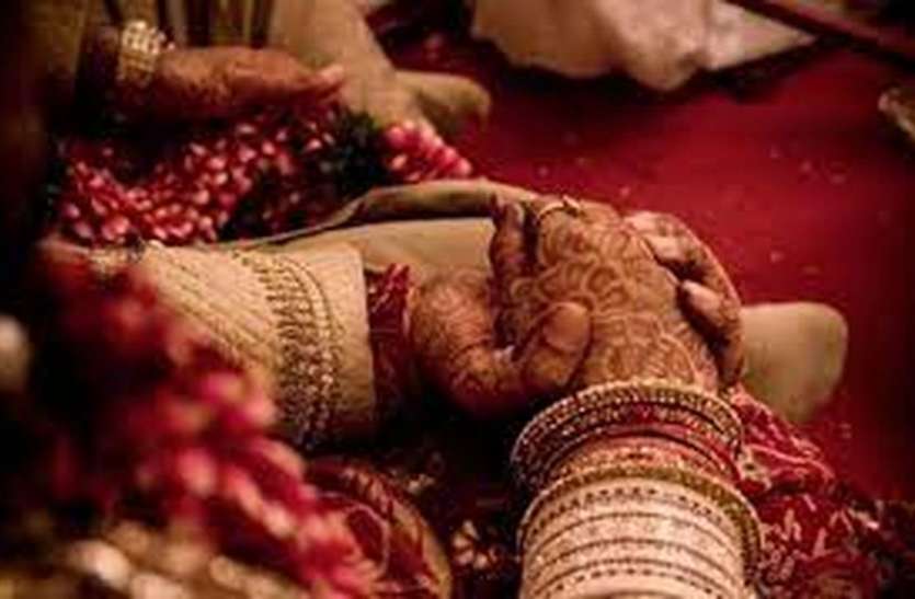 MARRIAGE कोरोना डालेगा शादियों के रंग में भंग, 22 अप्रेल से शुरू होंगे सावे