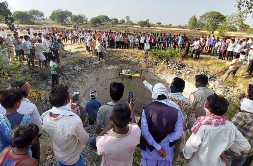 दो दिन से लापता अधेड़ का शव कुएं में मिला दो दिन से लापता अधेड़ का शव कुएं में मिला
