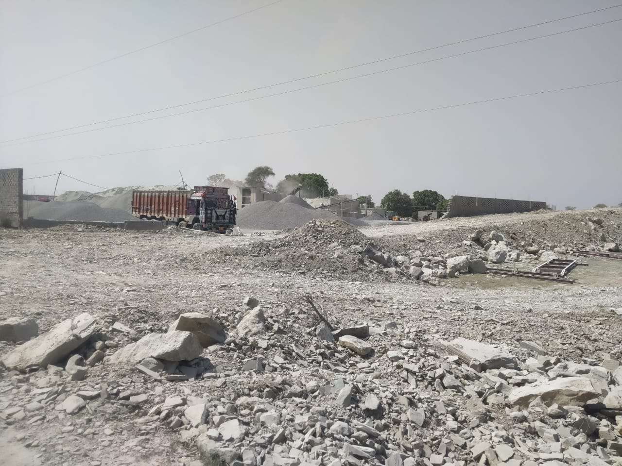 Dust of crusher plants, patients of asthma growing