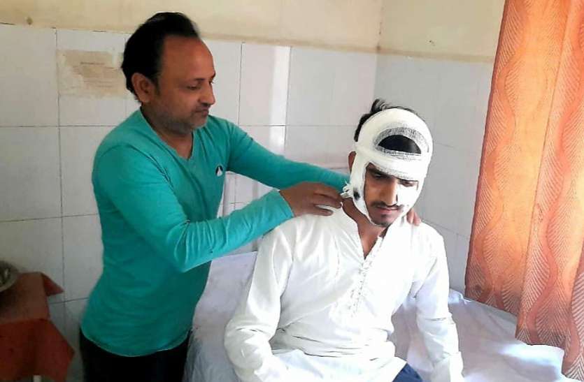 sre.jpg गेहूं की फसल काट रहे तीन भाइयों ने गुलदार ने हमला बोला, दो भाइयों ने भागकर बचाई जान