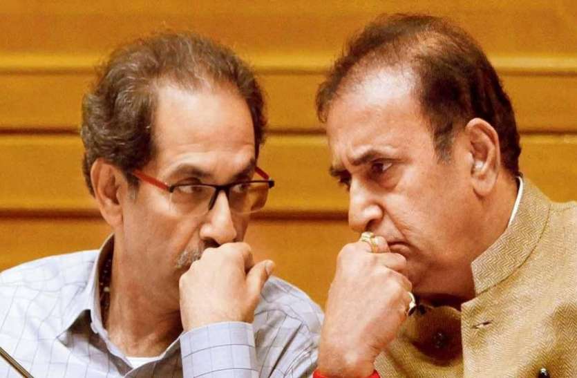 uddhav-anil.jpg अनिल देशमुख के इस्तीफे के बाद महाराष्ट्र सरकार पर BJP हमलावर, सीएम उद्धव ठाकरे से मांगा इस्तीफा
