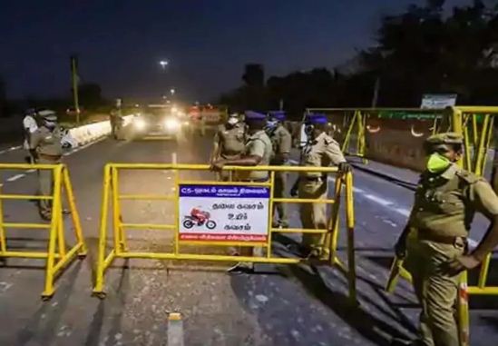 Night Curfew imposed in Delhi