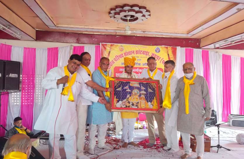 2_2.jpg शपथ ग्रहण के साथ मनाया फागोत्सव