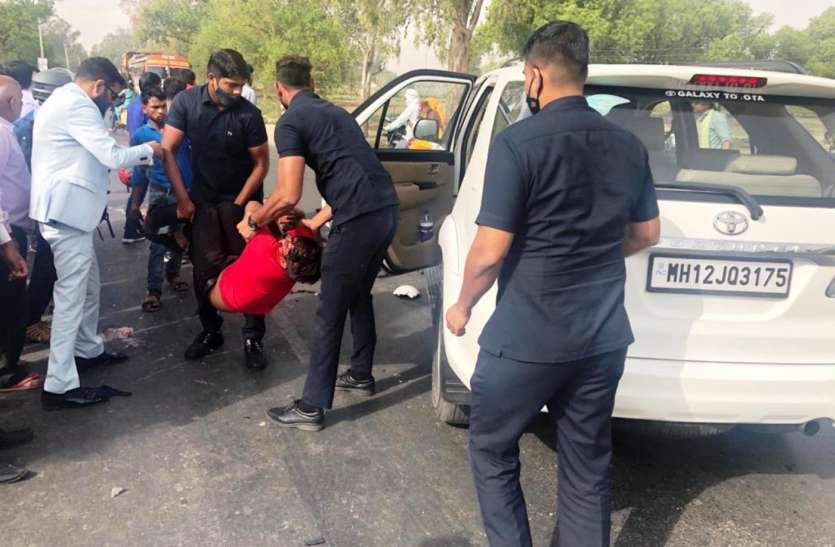 road accident ससुराल से लौट रहे जीजा की सड़क हादसे में मौत, ससुराली घायल