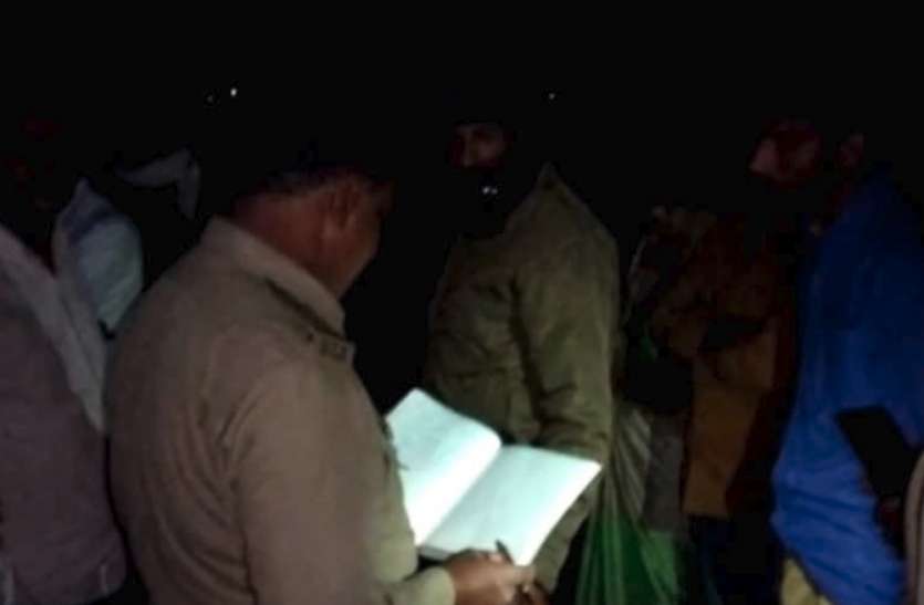 Kannauj News युवक की निर्मम हत्या कर शव को झाड़ियों में फेंका, परिजनों ने जताई हत्या की आशंका