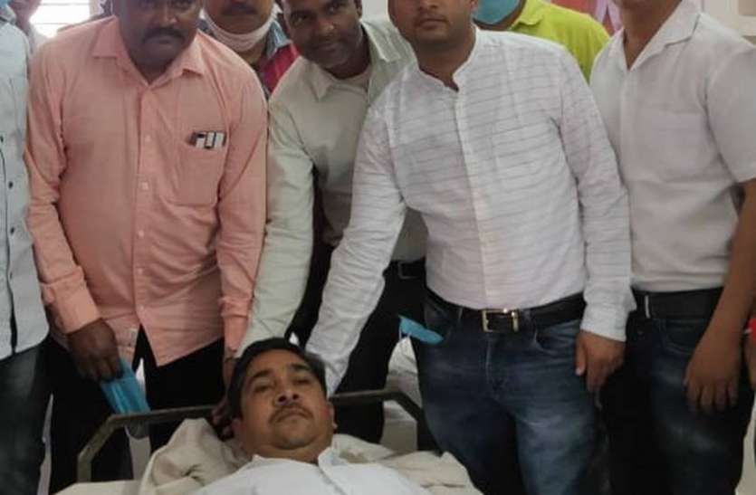 छोटीसादड़ी में शहीद दिवस पर 105 यूनिट हुआ रक्तदान छोटीसादड़ी में शहीद दिवस पर 105 यूनिट हुआ रक्तदान