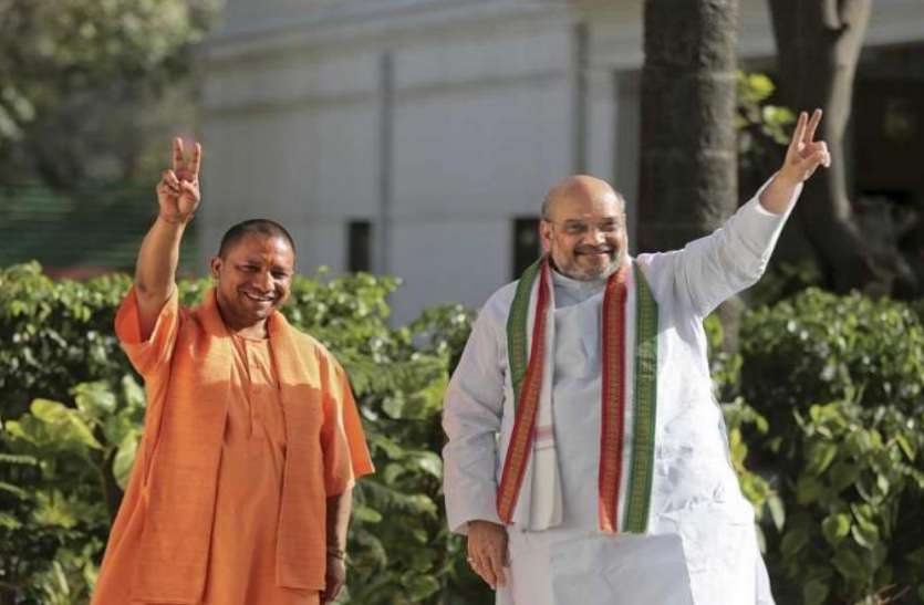 yogi-and-amit-saah.jpg गृहमंत्री अमित शाह और UP के सीएम योगी आदित्यनाथ की जान को खतरा, CRPF ने किया खुलासा