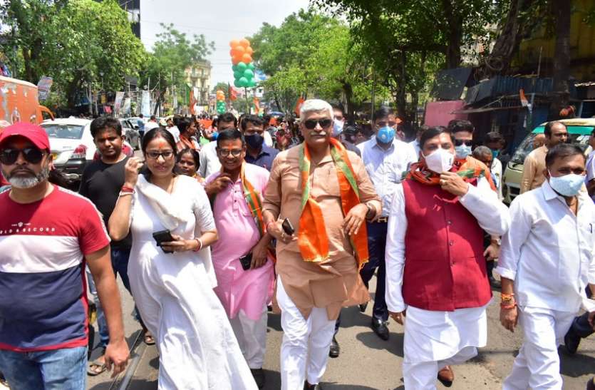 WEST BENGAL ASSEMBLY ELECTION 2021-बेहला में शाह और शेखावत ने निकाला रोड शो WEST BENGAL ASSEMBLY ELECTION 2021-बेहला में शाह और शेखावत ने निकाला रोड शो