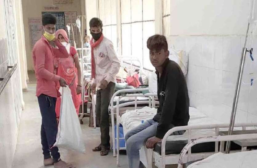 उपकरण एवं मेन पॉवर के अभाव में सेमी होकर रह जाएगा आइसीयू उपकरण एवं मेन पॉवर के अभाव में सेमी होकर रह जाएगा आइसीयू