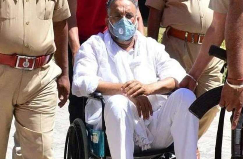 mukhtar.jpg UP TOP News : यूपी आते ही बाहुबली के गुनाहों का हिसाब शुरू, 21 साल पुराने मामले में कोर्ट ने मुख्तार को किया तलब