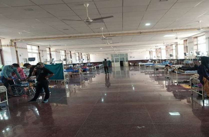 सामान्य बीमारियों के इलाज के लिए फिर बंद हो गया ये अस्पताल सामान्य बीमारियों के इलाज के लिए फिर बंद हो गया ये अस्पताल