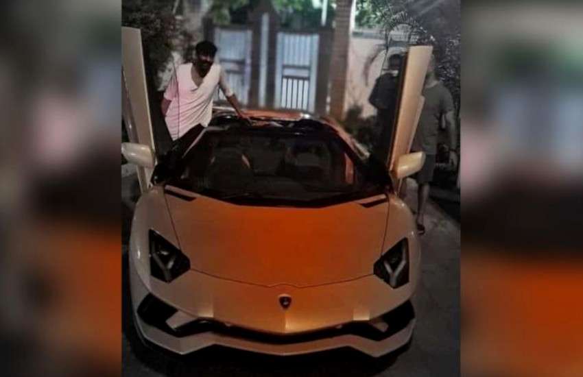 prabhas_lamborghini_aventador_roadster.jpg