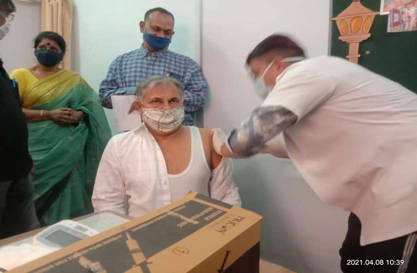 जनचेतना कोविड वेक्सीनेशन अभियान की शुरुआत जनचेतना कोविड वेक्सीनेशन अभियान की शुरुआत