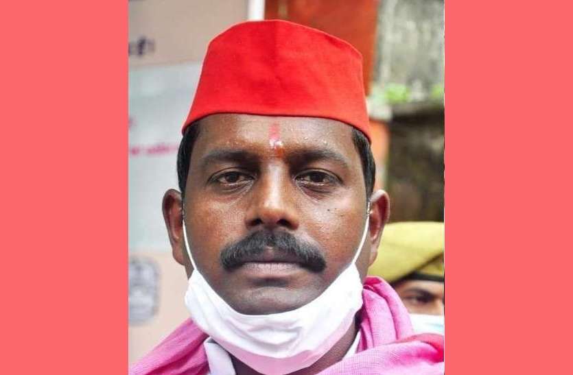 Lucky Yadav MLA of Malhani सपा विधायक लकी यादव के खिलाफ गिरफ्तारी वारंट, पूर्व मंत्री स्व. पारसनाथ यादव के बेटे हैं