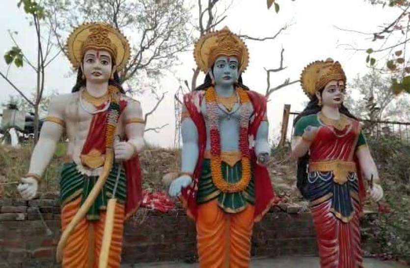 rampur_news.jpg रामपुर में माहौल बिगाड़ने की कोशिश, धर्मिक स्थल में मूर्तियों काे खंडित किया
