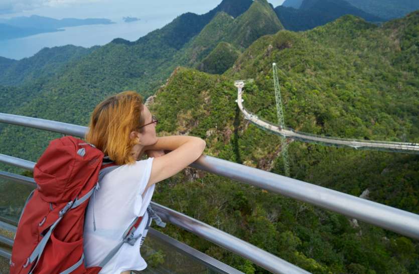 travel_guide_employment_in_india.jpg रोजगार बढ़ाने के लिए व्यावहारिक नीति जरूरी