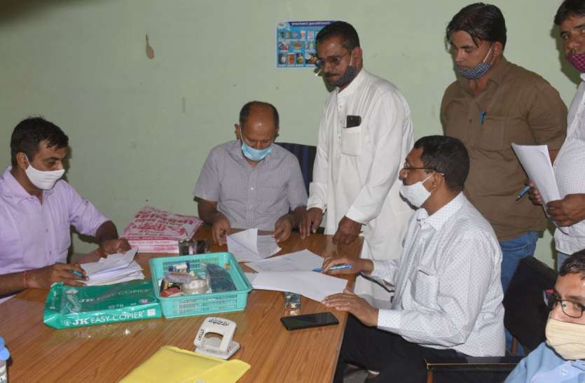 नामांकन पत्र भरने की हुई प्रक्रिया, नाम वापसी आज नामांकन पत्र भरने की हुई प्रक्रिया, नाम वापसी आज