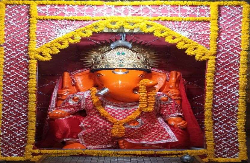 मोती डूंगरी गणेशजी के पट सुबह 6.30 बजे खुलेंगे, शाम 7.30 बजे होंगे मंगल मोती डूंगरी गणेशजी के पट सुबह 6.30 बजे खुलेंगे, शाम 7.30 बजे होंगे मंगल